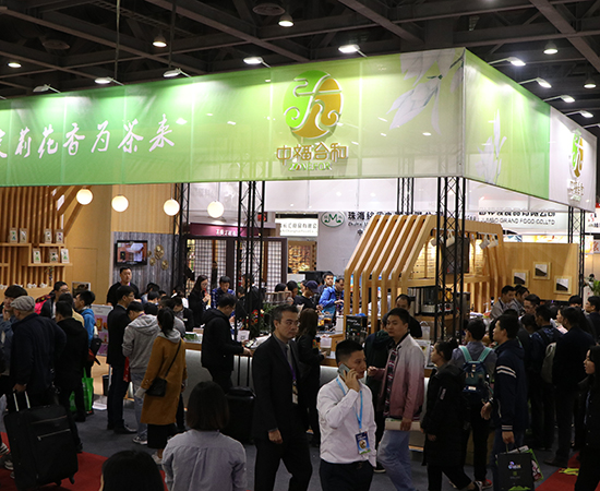 LOREM IPSUM DOLOR SIT AMET